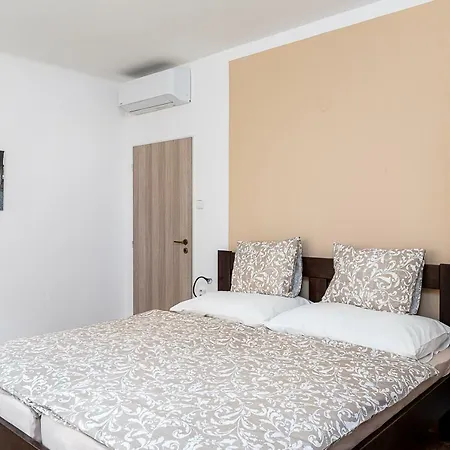 Maxwilliam 3* Znojmo