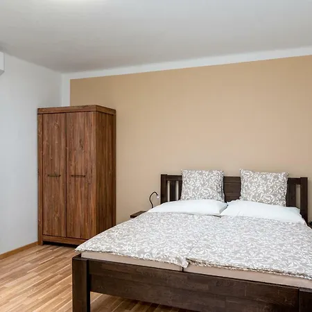 בית הארחה Maxwilliam זנוימו